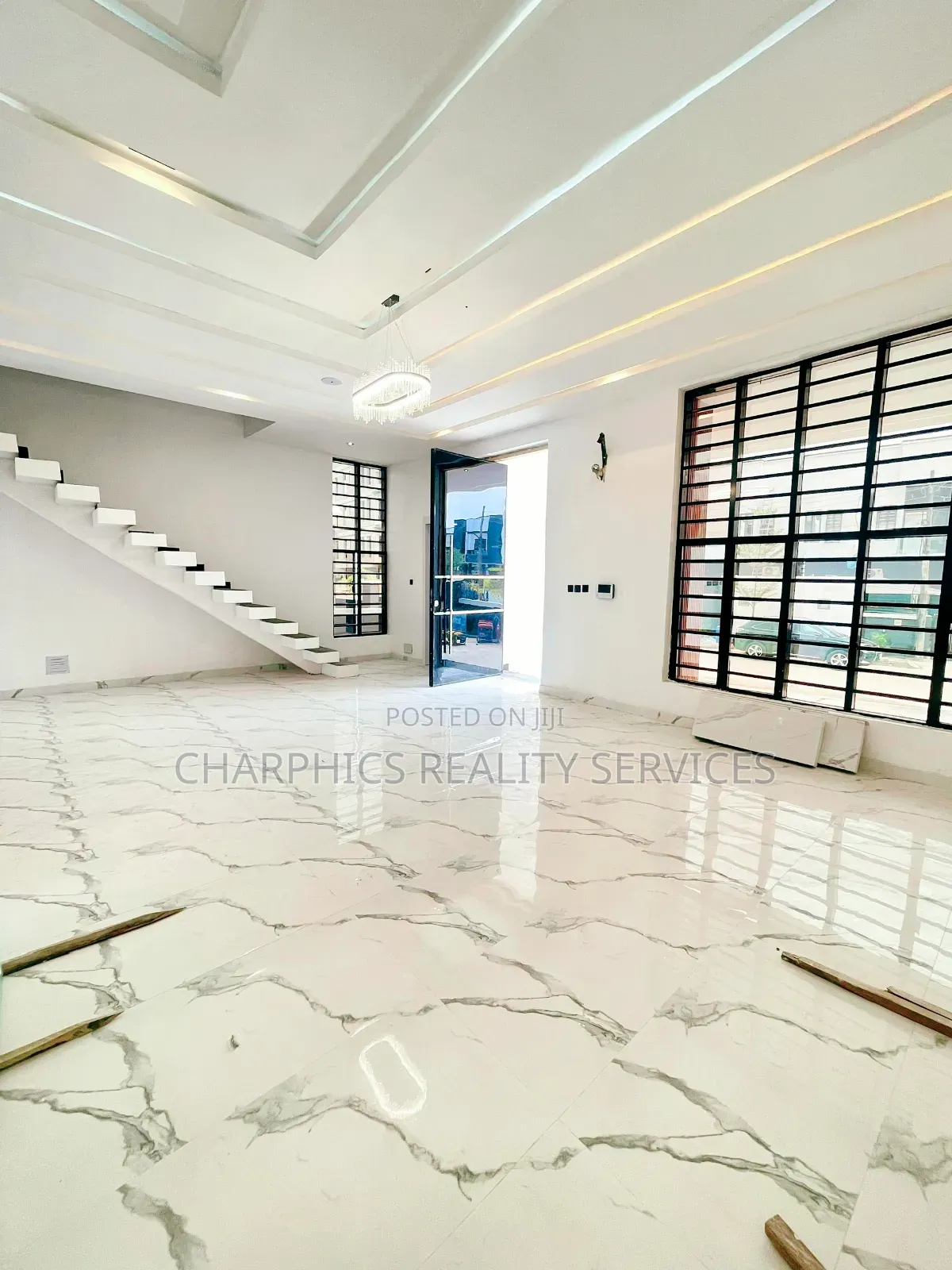 5bdrm Duplex in Lekki for sale in Lekki