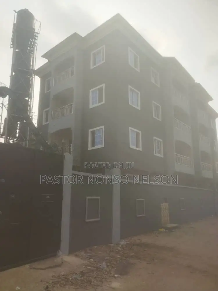 3bdrm Block of Flats in Orogwe, Owerri for sale in Owerri