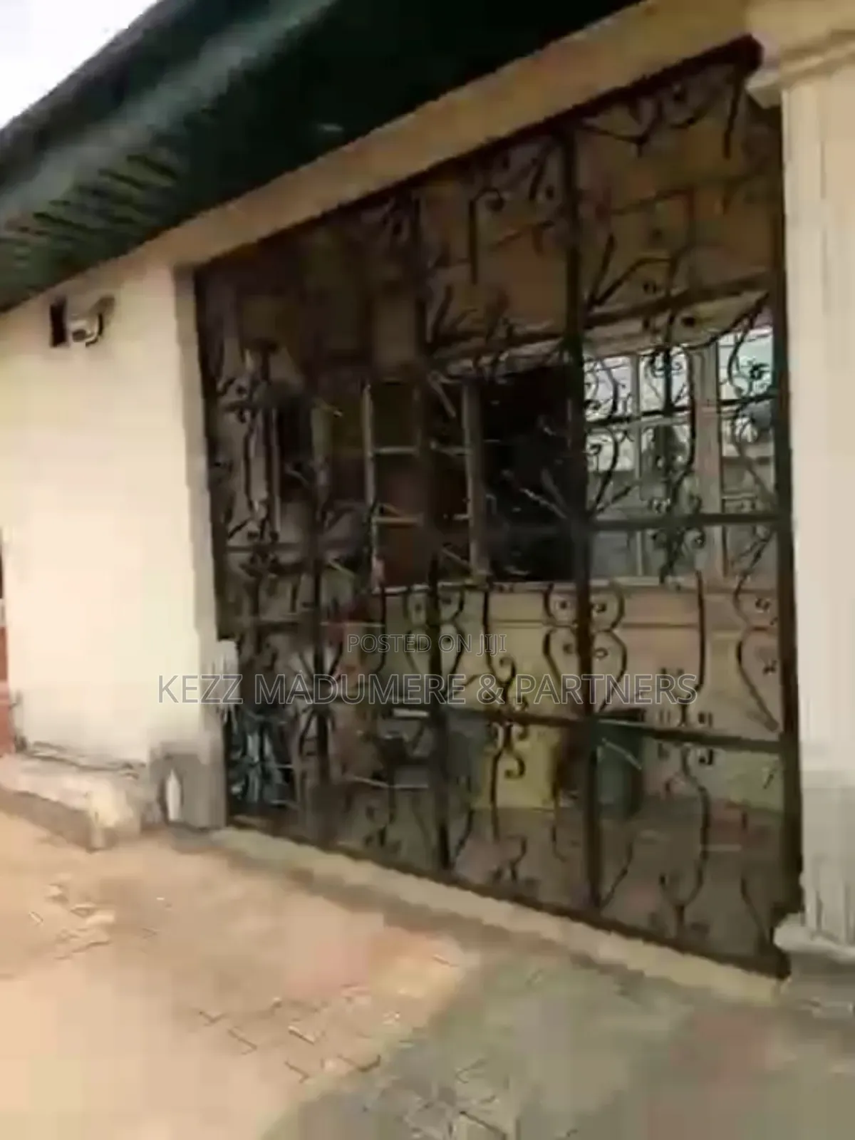5bdrm Bungalow in Rumuaghulu , Port for sale in Port-Harcourt