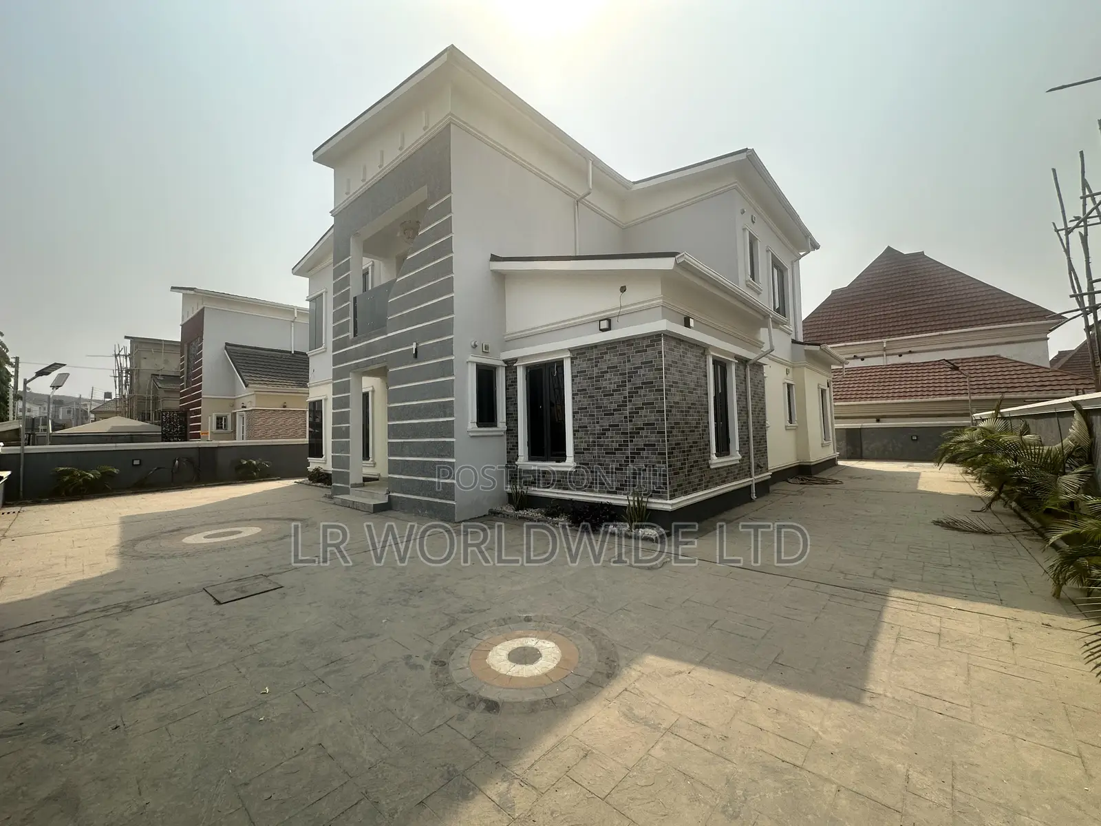4bdrm Duplex in Lugbe District for sale in Lugbe District