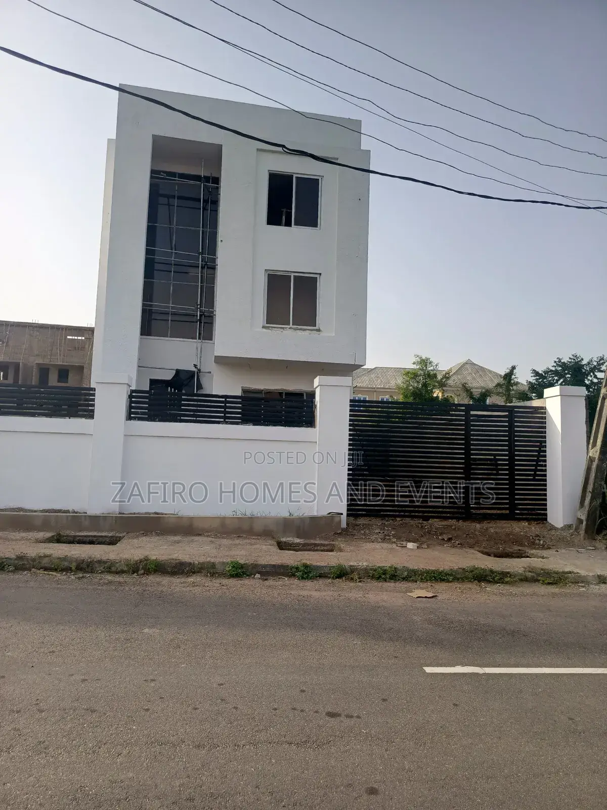 5bdrm Duplex in Kolapo Ishola Gra, for sale in Ibadan