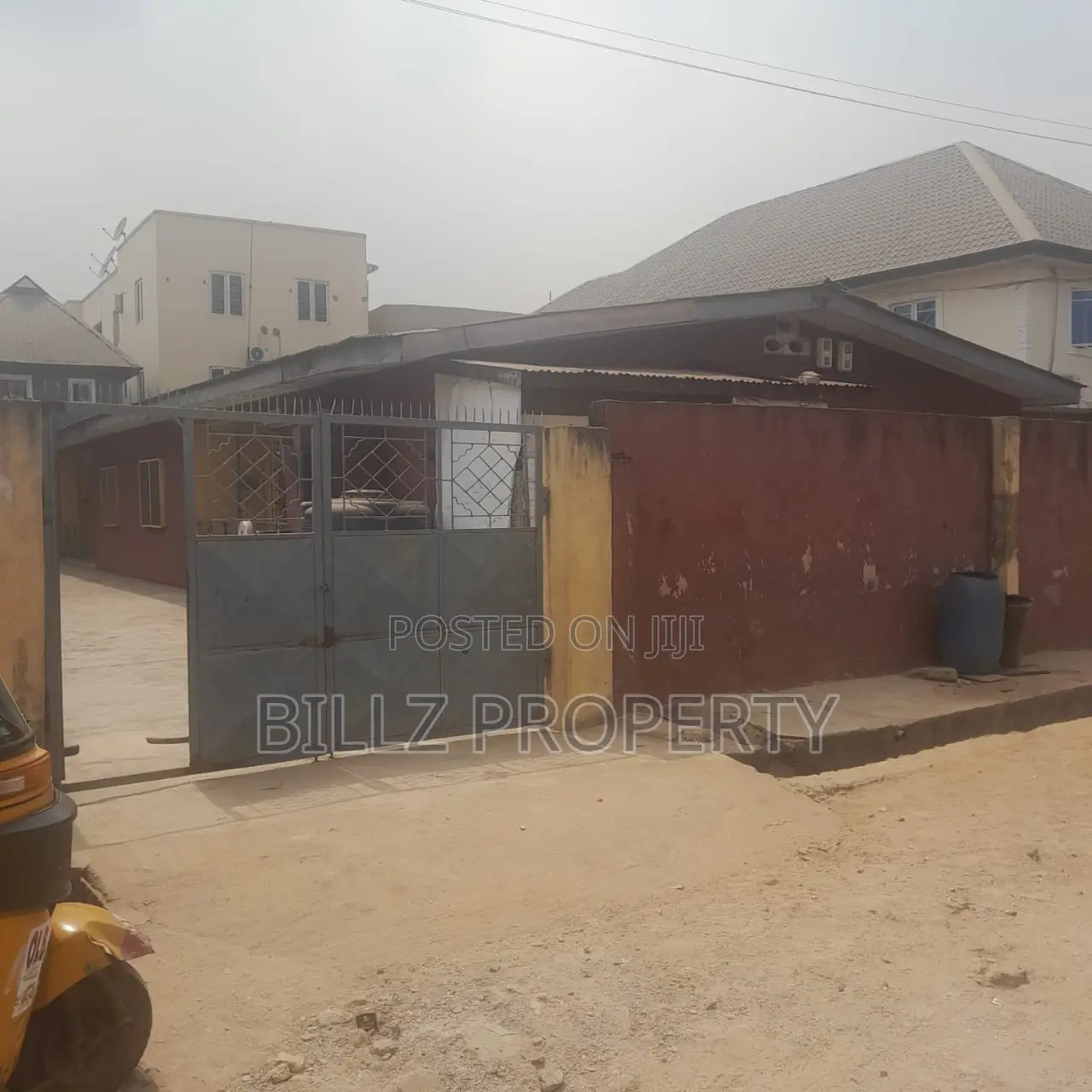 8bdrm Room & Parlour in Omole Phase 2, Ojodu for rent in Ojodu