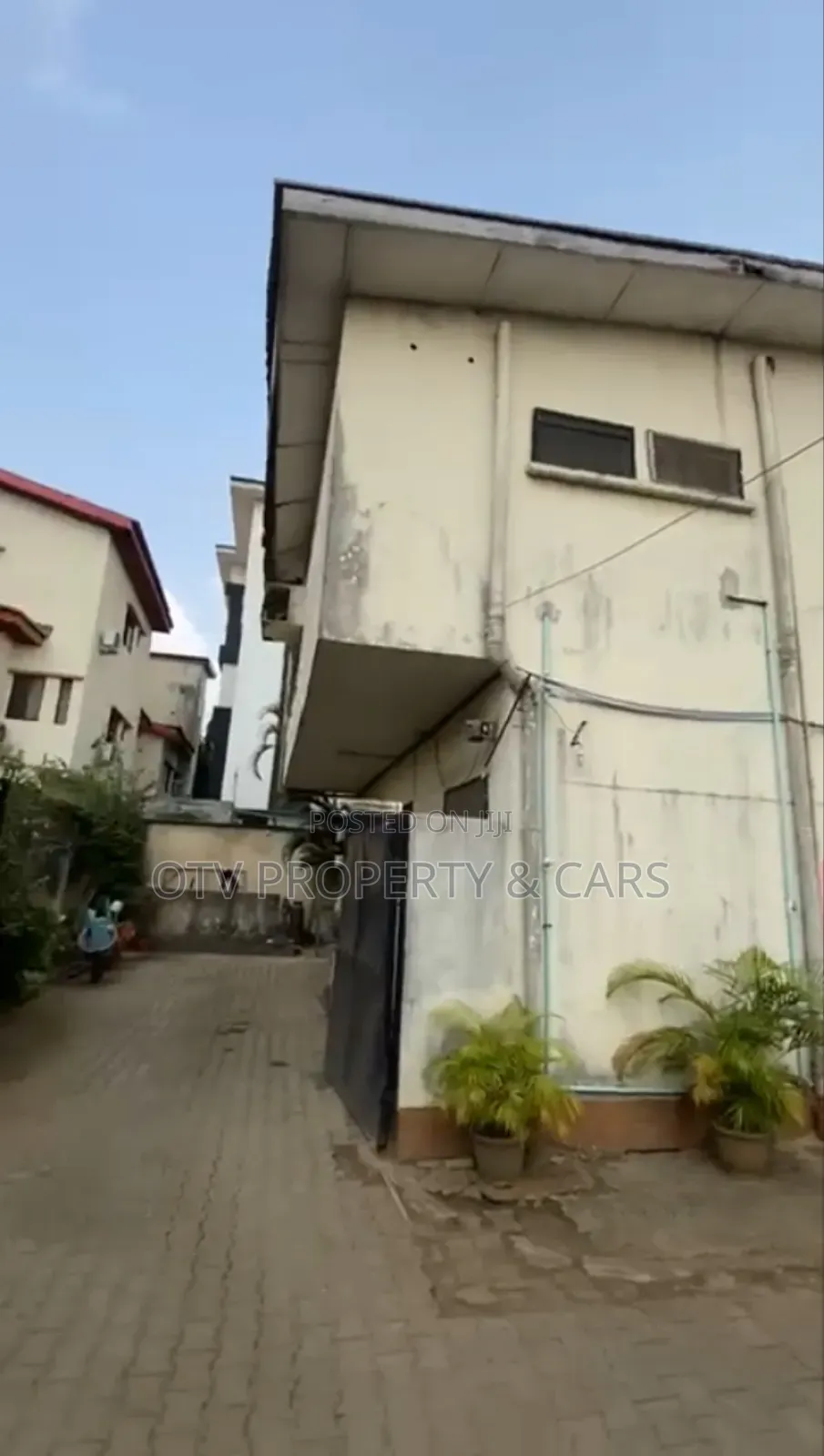 5bdrm Block of Flats in Ikeja for sale in Ikeja