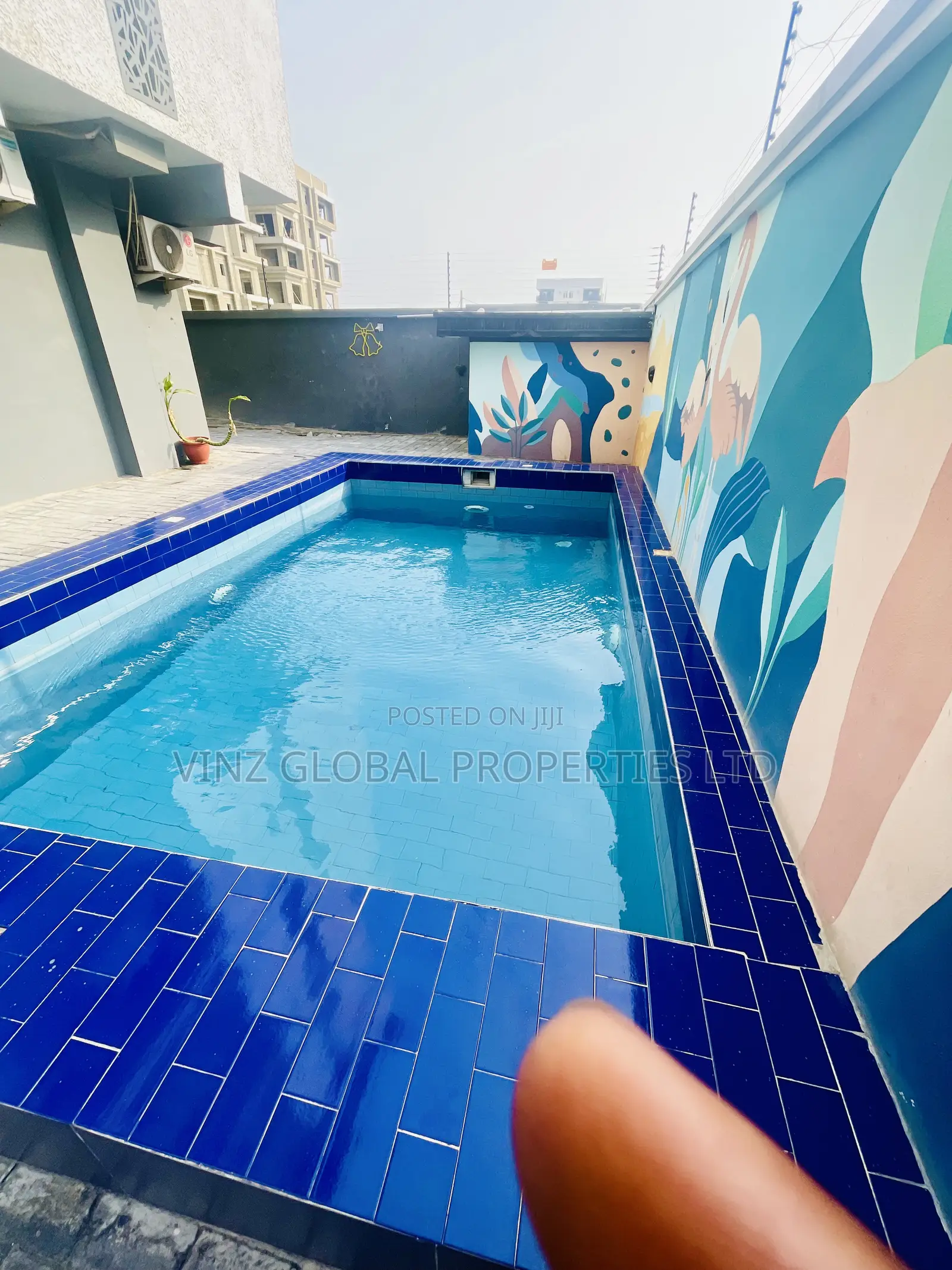 Luxury 2 Bedroom Apartment With Snooker, Tennis, Pool Gym in Lekki
