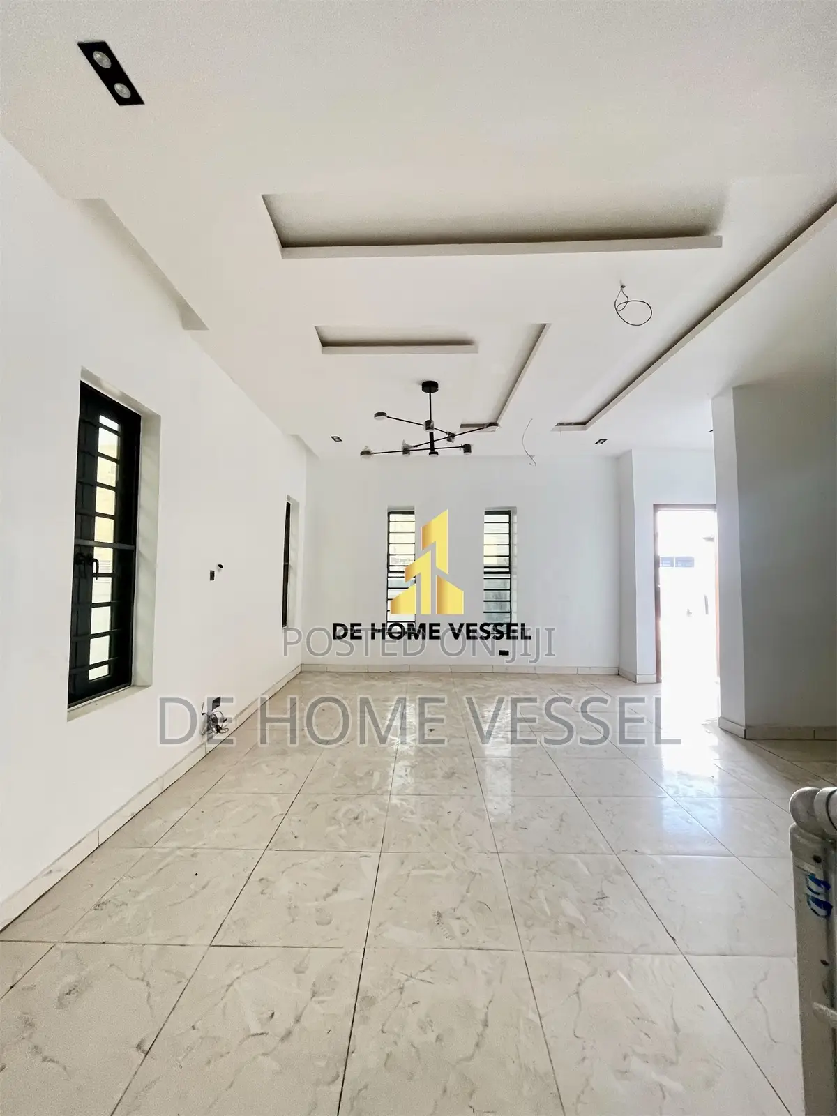 5bdrm Duplex in Lekki for sale in Lekki
