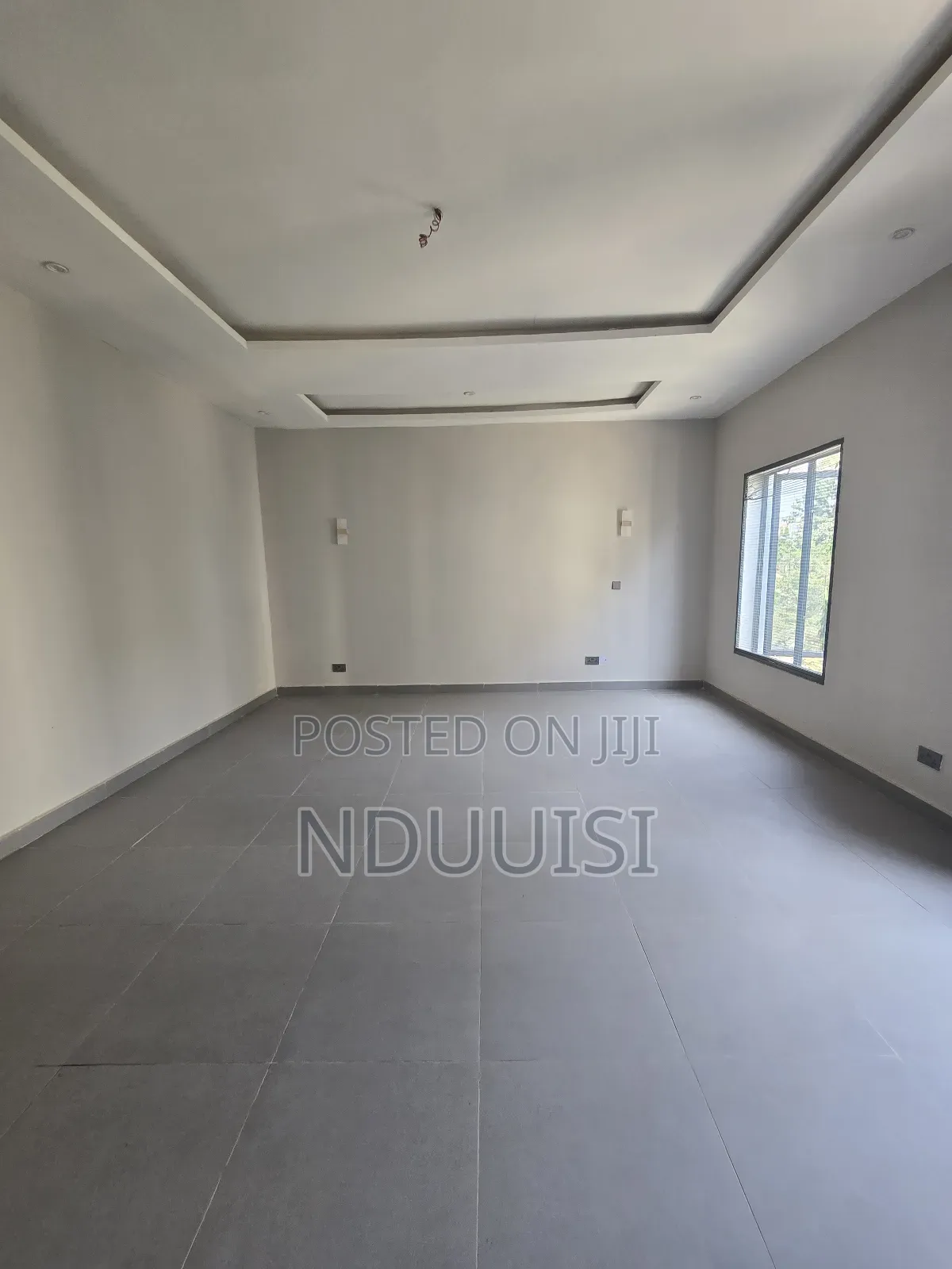 5bdrm Duplex In Guzape District For Sale in Guzape District