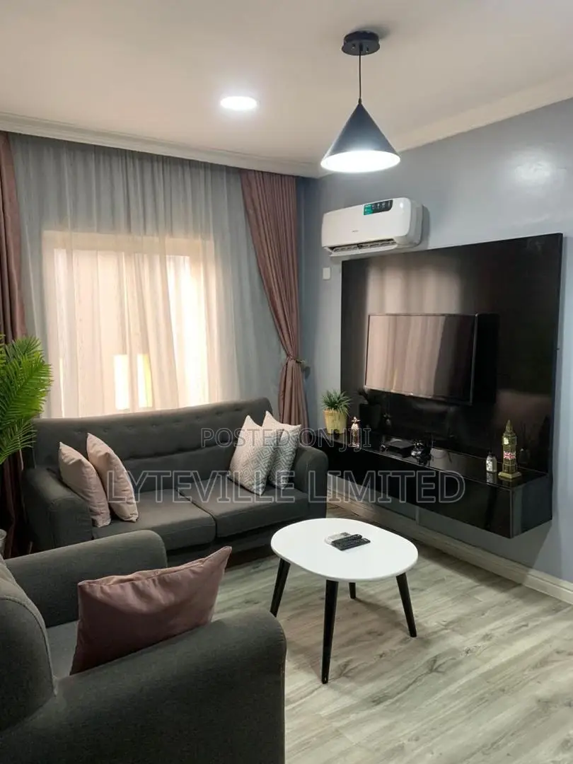 1 Bedroom With Rooftop in Utako