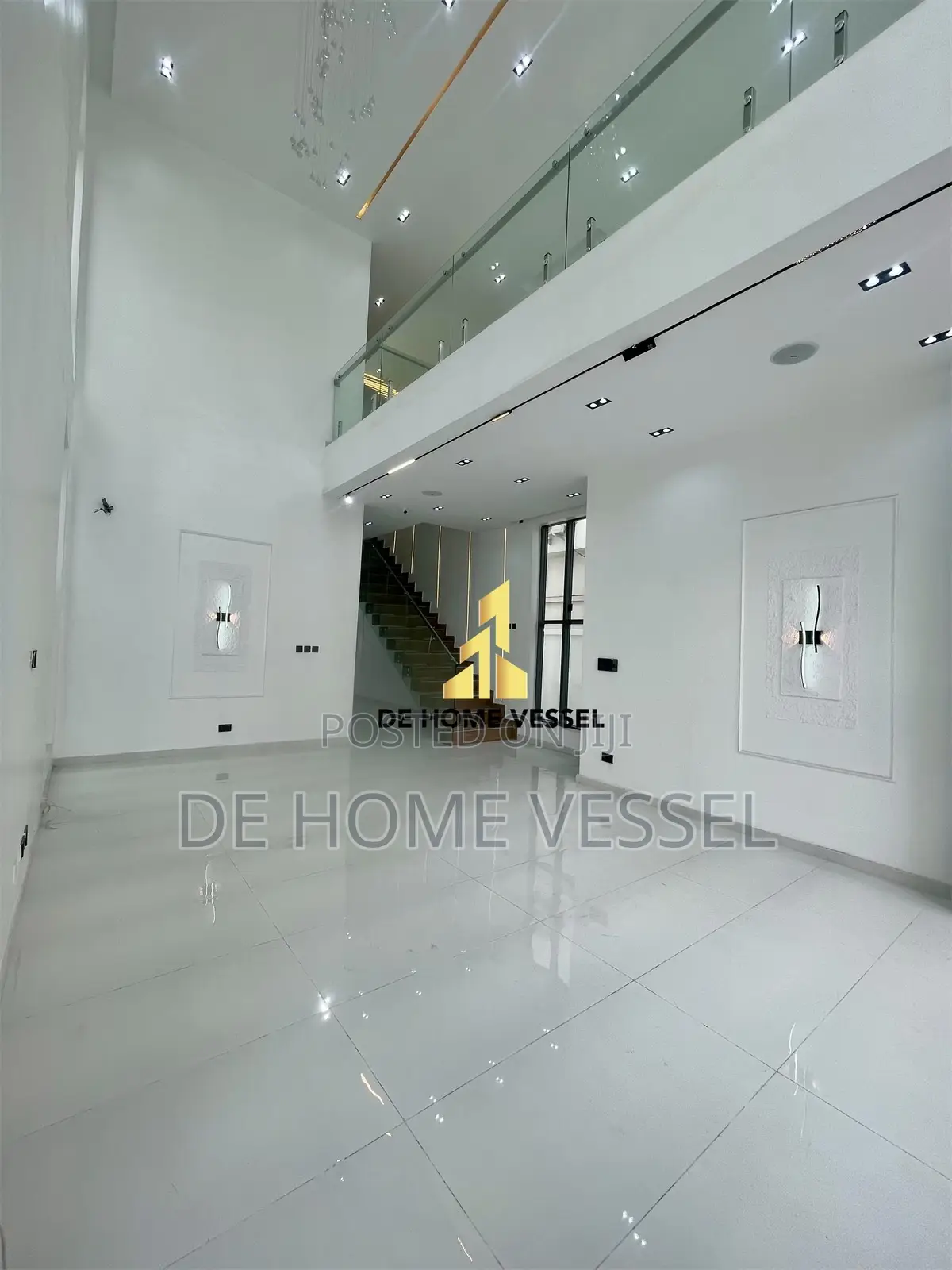 5bdrm Duplex in Osapa london for sale in Osapa london
