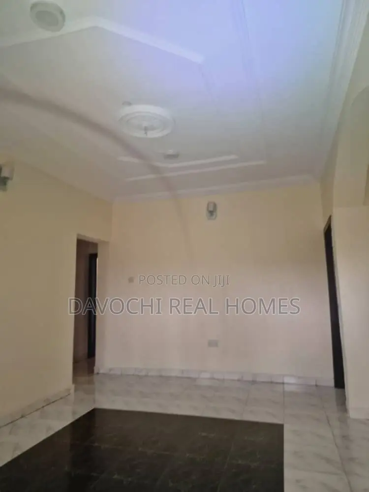 3bdrm Apartment in Sunview Estate, Lekki Phase 1 for rent in Lekki Phase 1