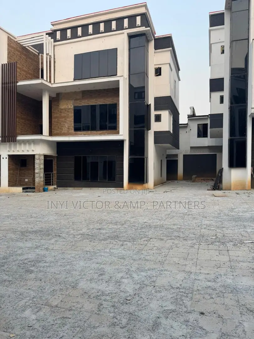 Furnished 5bdrm Block of Flats in Karmo, F.C.T Abuja. for sale in Karmo