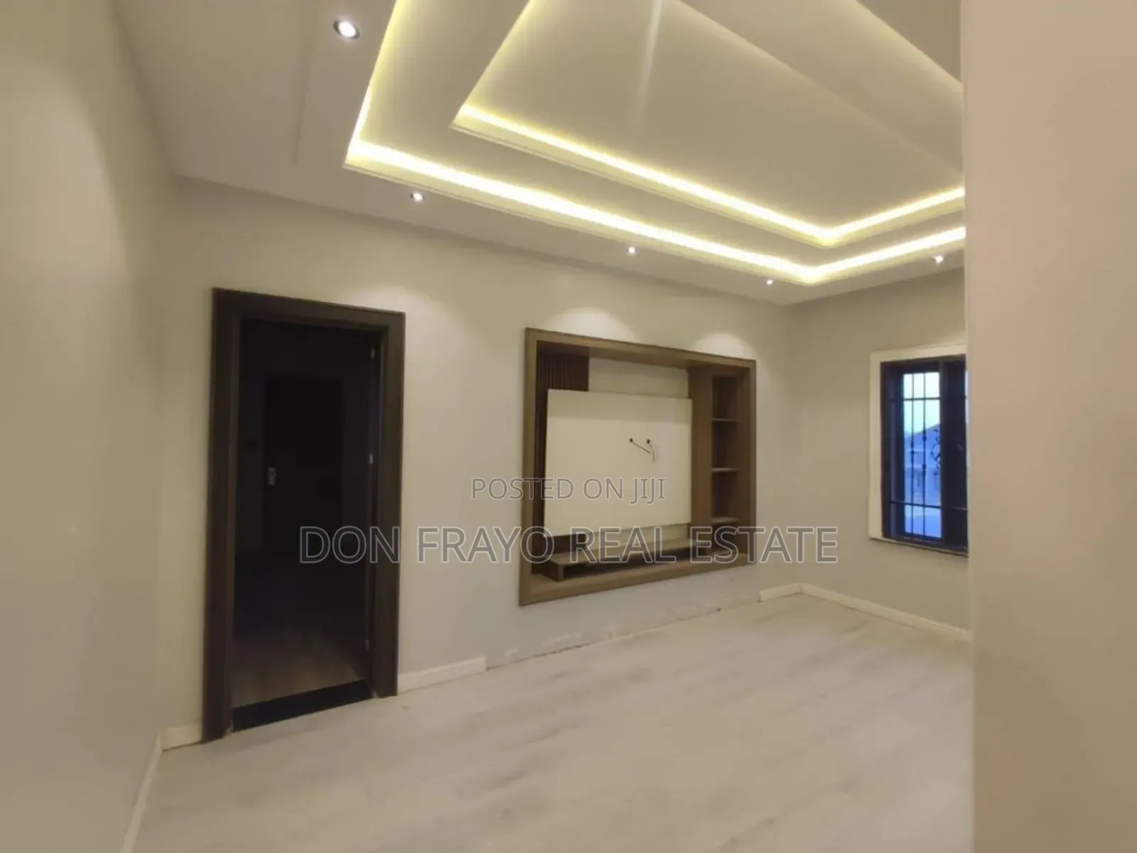 5bdrm Duplex in River Park Estate, Lugbe District for sale in Lugbe District