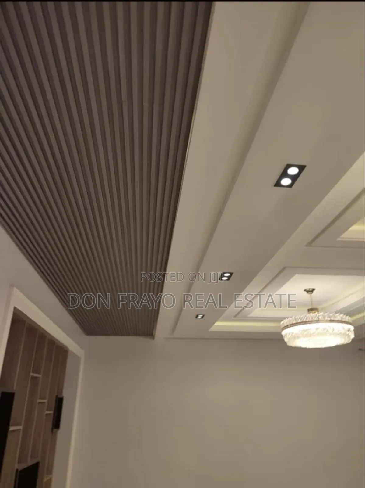 5bdrm Duplex in River Park Estate, Lugbe District for sale in Lugbe District
