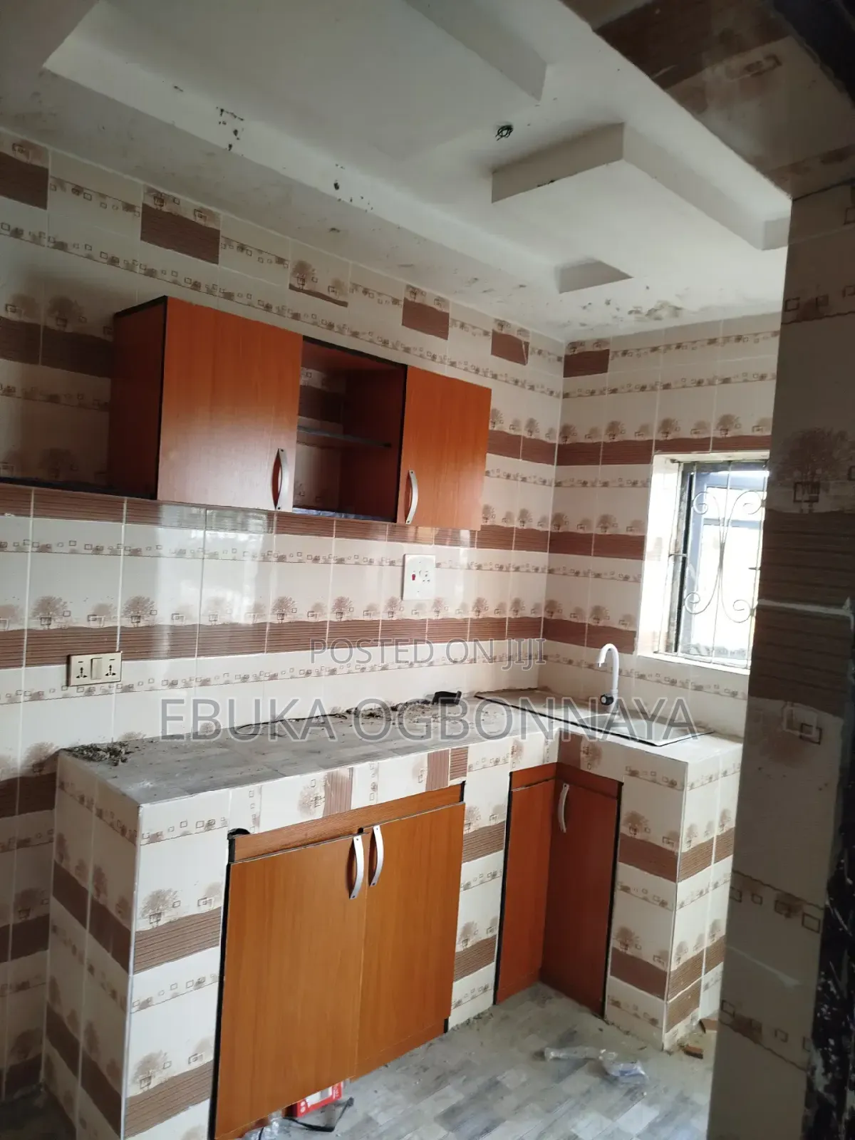 2bdrm Block of Flats in Sars Road, Obio-Akpor for rent in Obio-Akpor