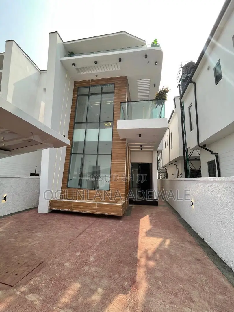 5bdrm Duplex in Lekki, Ajah for sale in Ajah