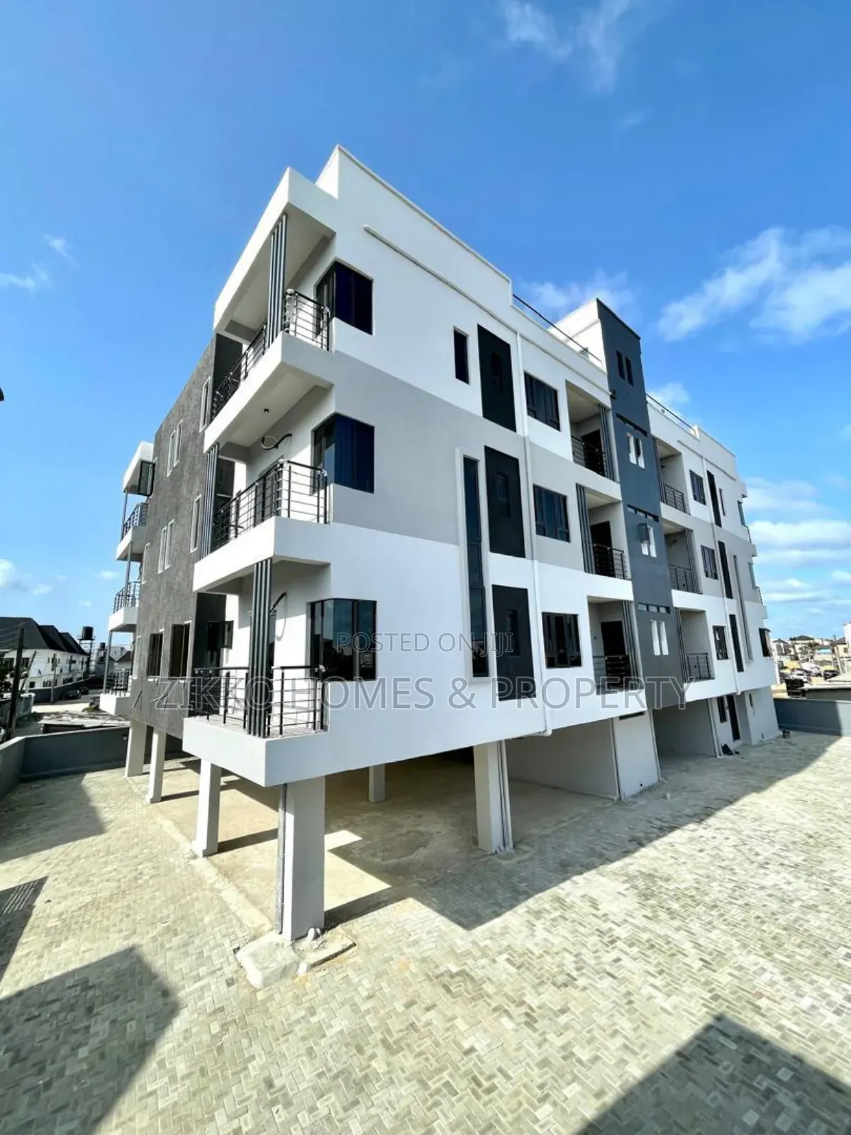 2bdrm Apartment in Ologolo, Lekki for sale in Lekki