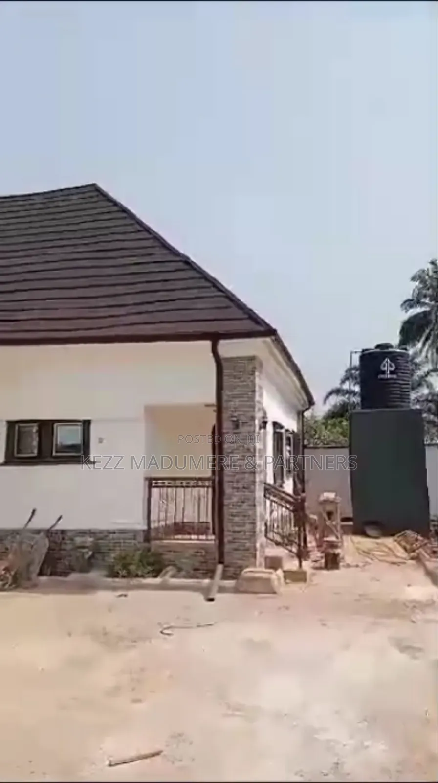 3bdrm Bungalow in Off Road Safety , for sale in Owerri