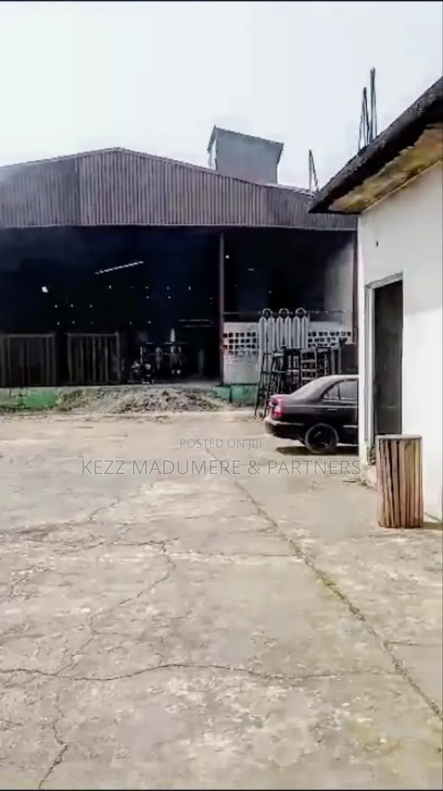 For Sale: 700 SQMTRS Warehouse on 4 Plots at Trans Amadi,Ph in Trans Amadi
