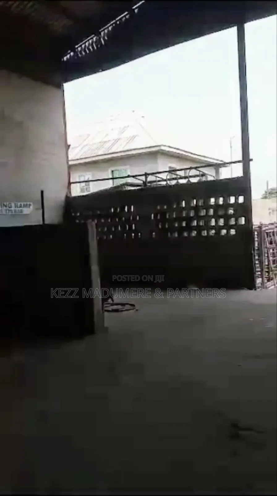 For Sale: 700 SQMTRS Warehouse on 4 Plots at Trans Amadi,Ph in Trans Amadi
