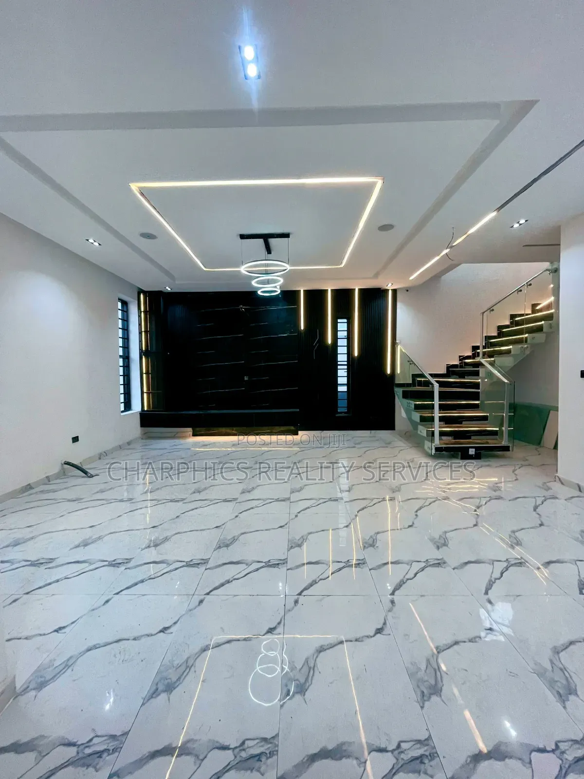 4bdrm Duplex in Ikota for sale in Ikota