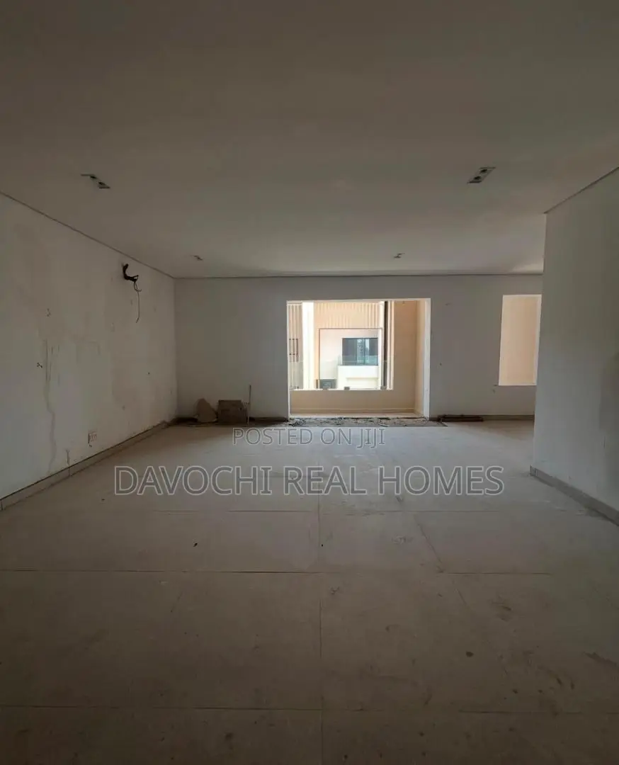 Furnished 5bdrm Duplex In Banan Island, Ikoyi For Sale in Akowonjo