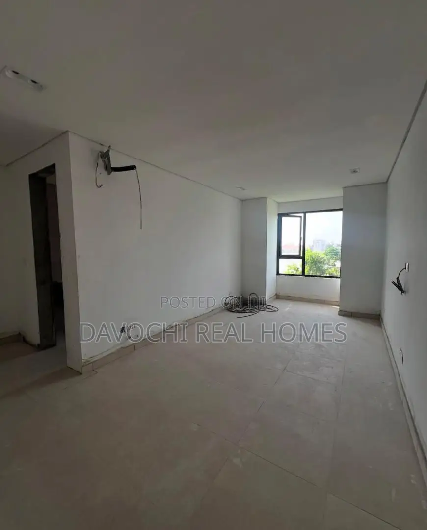 Furnished 5bdrm Duplex In Banan Island, Ikoyi For Sale in Akowonjo