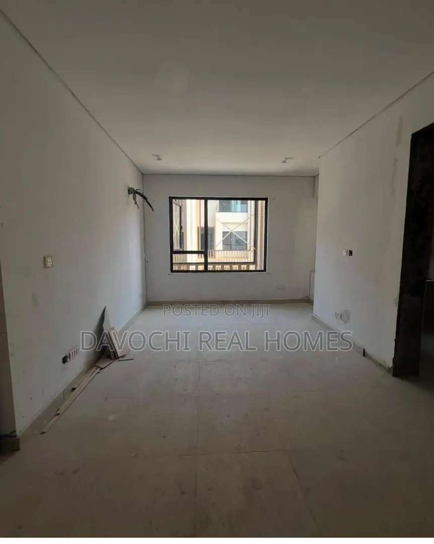 Furnished 5bdrm Duplex In Banan Island, Ikoyi For Sale in Akowonjo