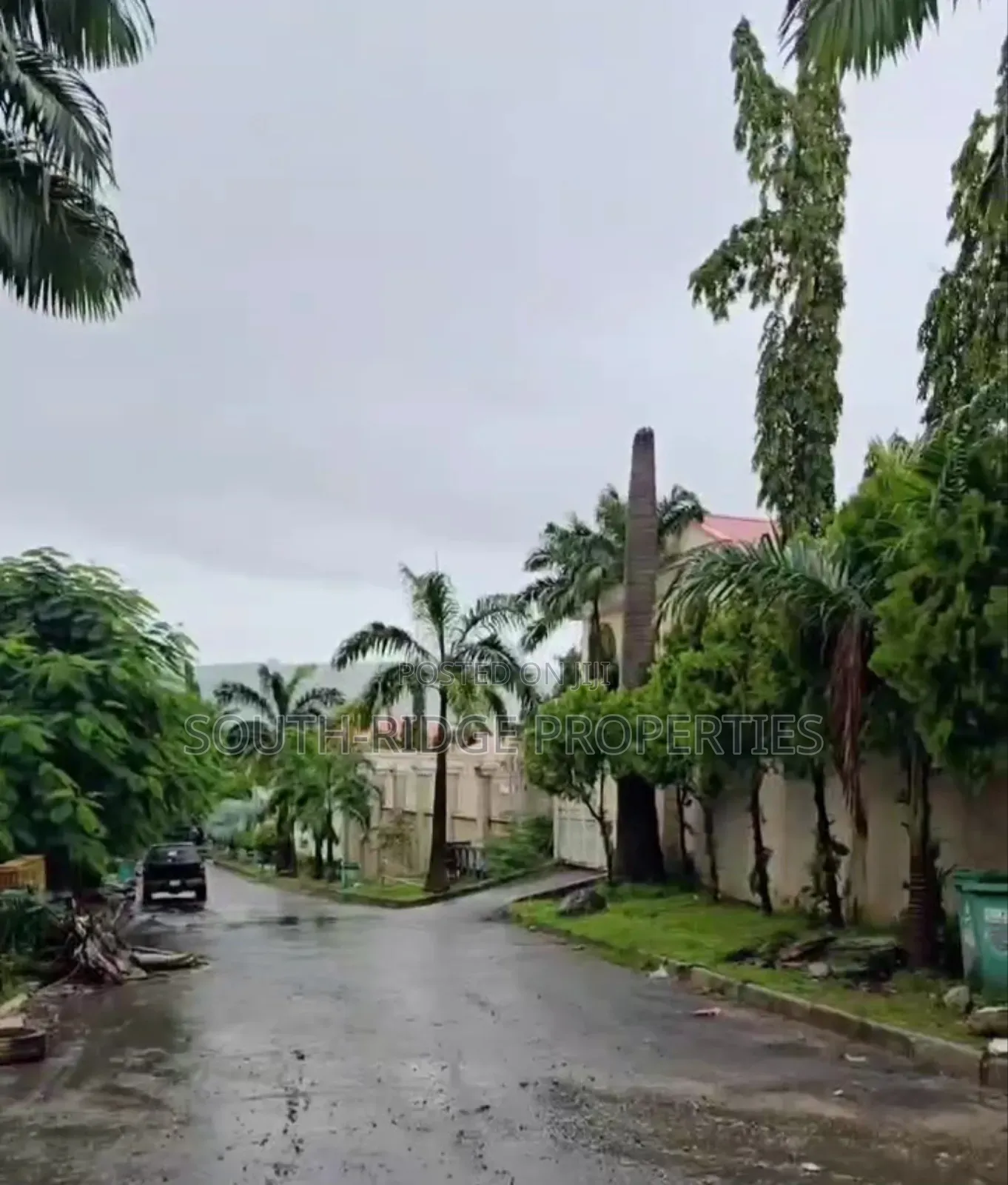 2,818.02m2 Residential Land With an Old Building in Maitama