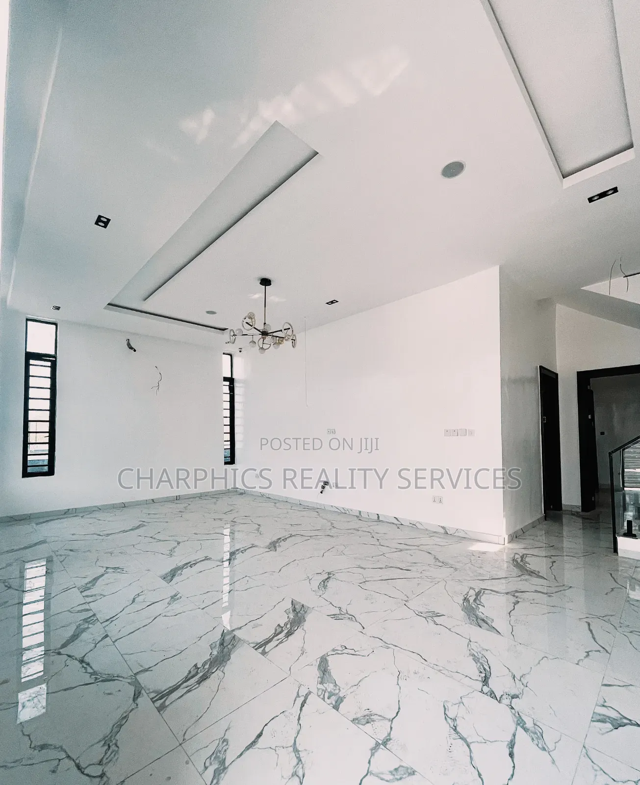 5bdrm Duplex in Lekki for sale in Lekki