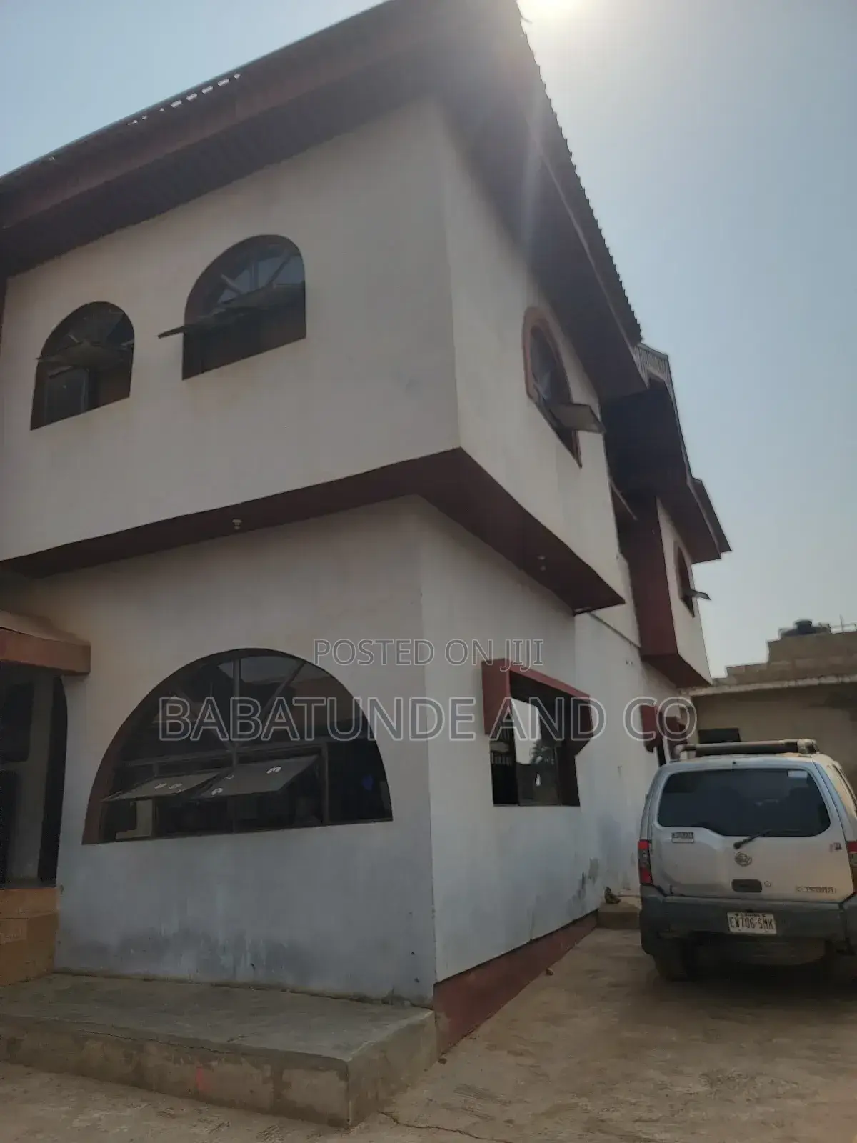 4bdrm Block of Flats in Ologuneru for sale in Ologuneru