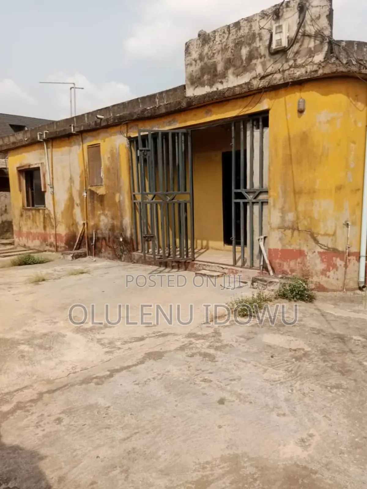 Furnished 2bdrm Block of Flats in Alimosho for sale in Alimosho