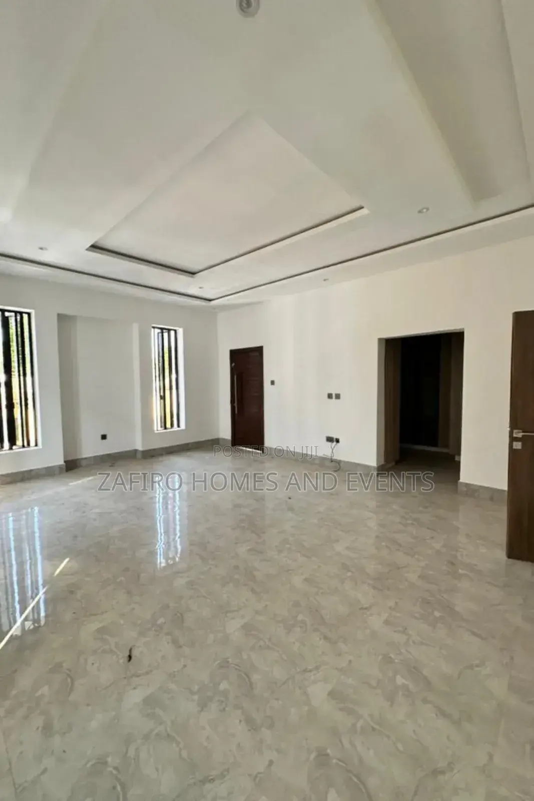 4bdrm Duplex in Link Reservation for sale in Ibadan