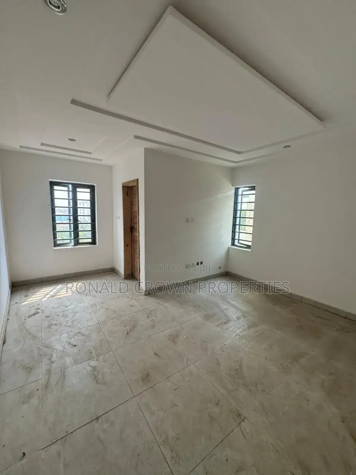 4bdrm Duplex in Adeniyi Jones for sale in Adeniyi Jones