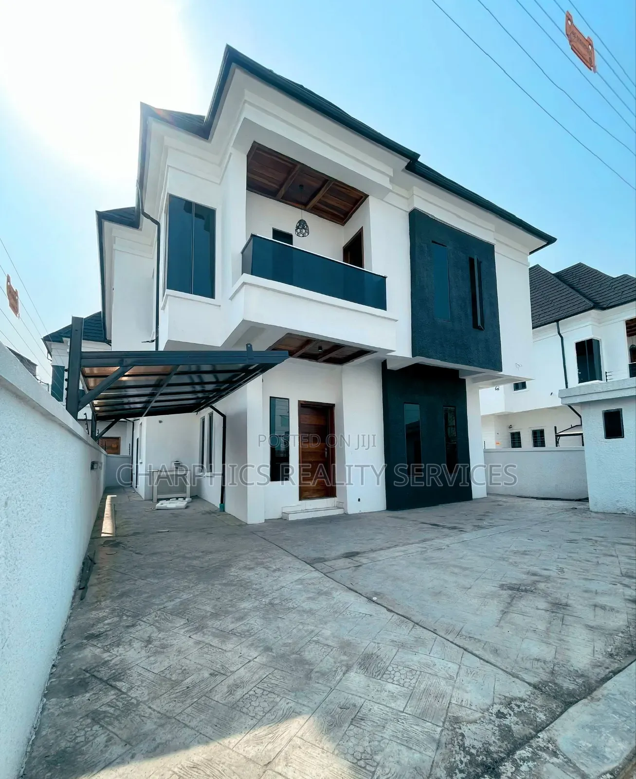 5bdrm Duplex in Lekki for sale in Lekki