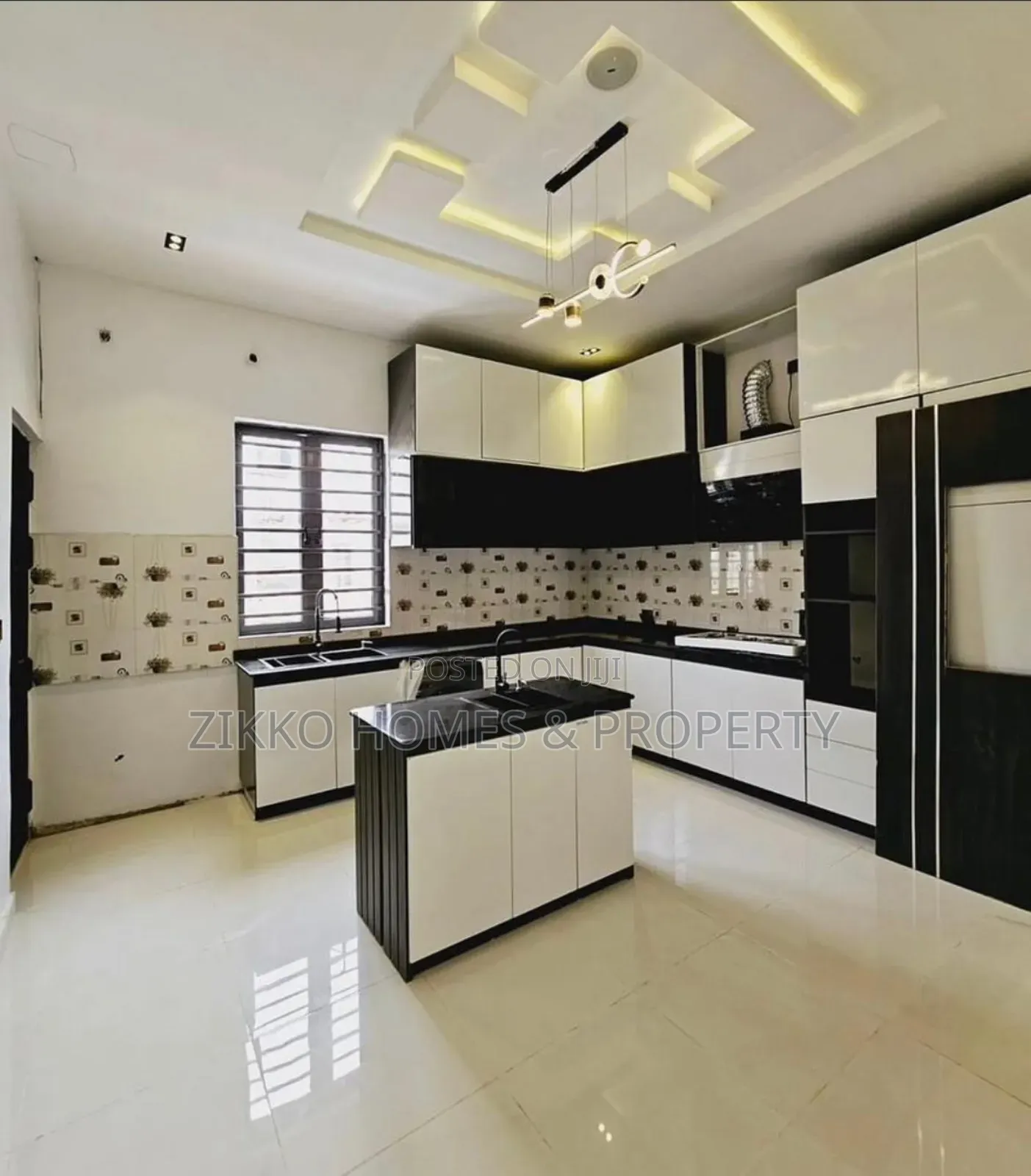 5bdrm Duplex in Ajah for sale in Ajah