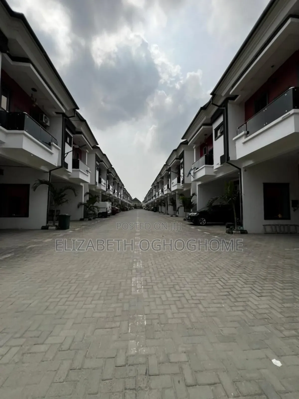 4bdrm Duplex in Lekki for sale in Lekki