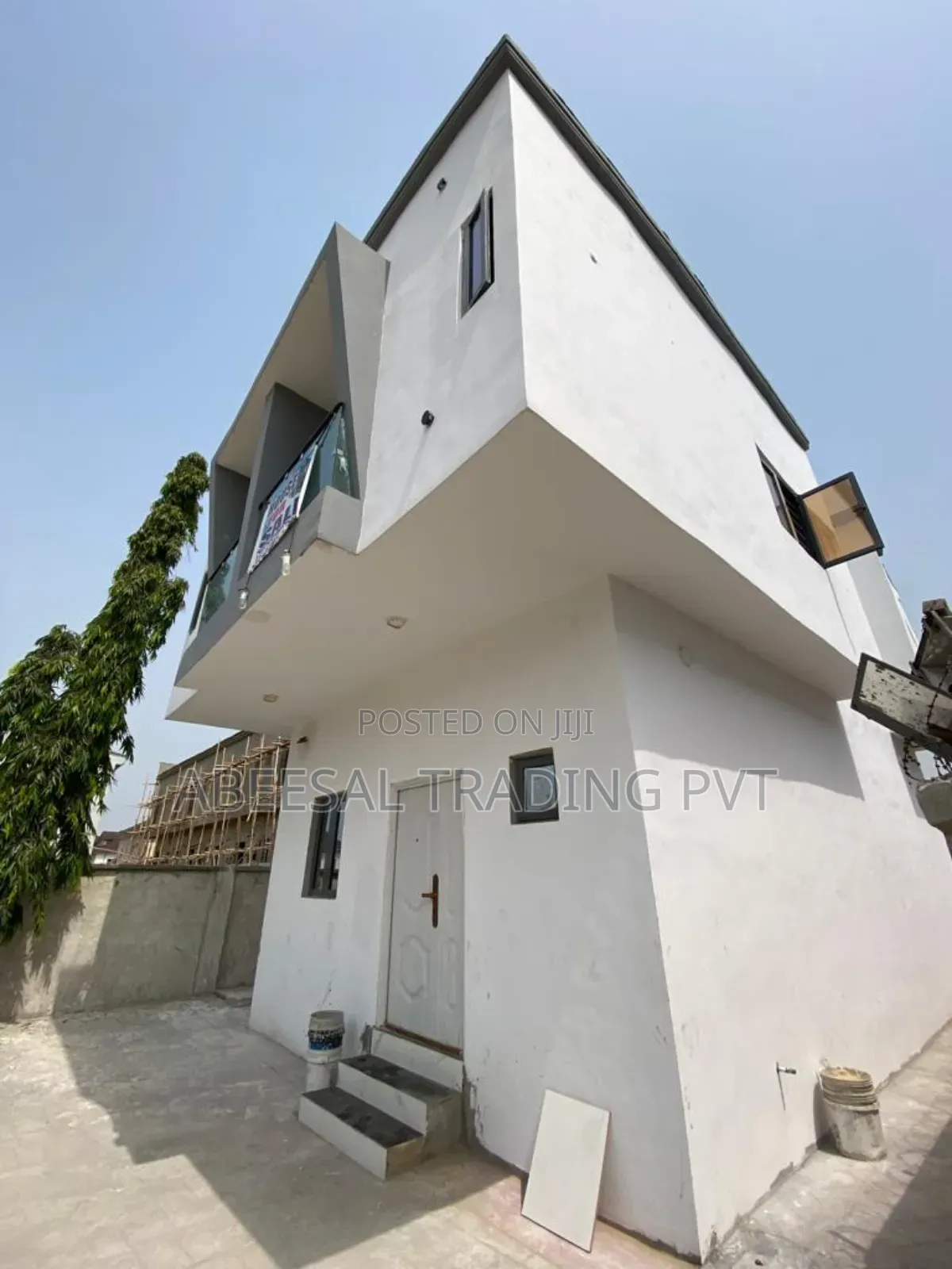 3bdrm Duplex in Ikota for sale in Ikota