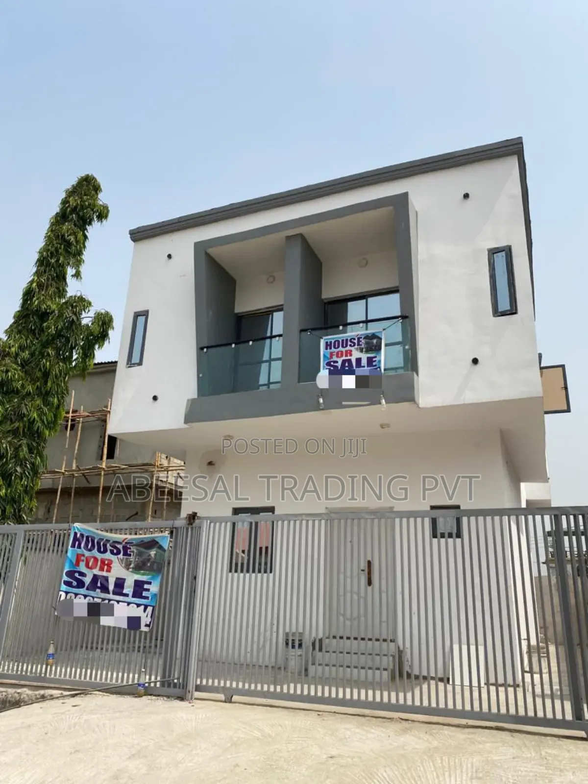 3bdrm Duplex in Ikota for sale in Ikota