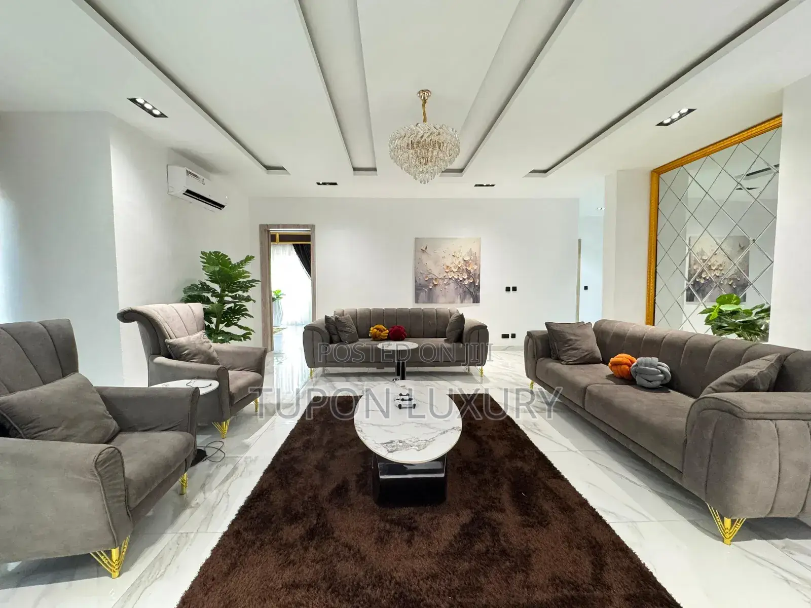 Tastefully Furnished 3bedroom Apartment in Lekki Phase 1