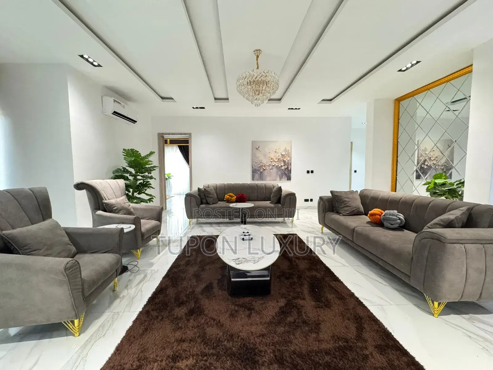 Tastefully Furnished 3bedroom Apartment in Lekki Phase 1