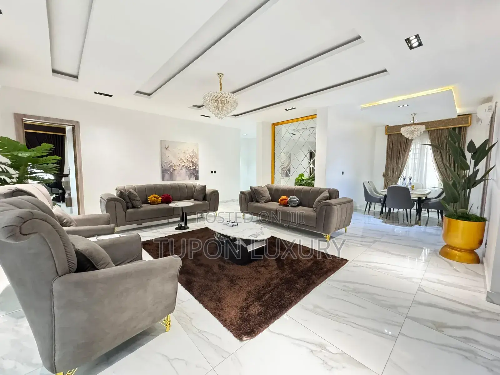 Tastefully Furnished 3bedroom Apartment in Lekki Phase 1