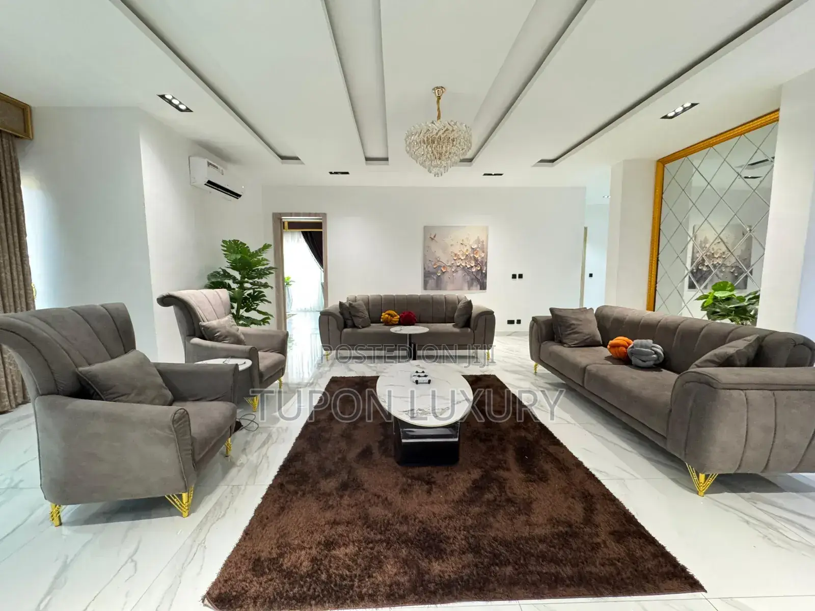 Tastefully Furnished 3bedroom Apartment in Lekki Phase 1