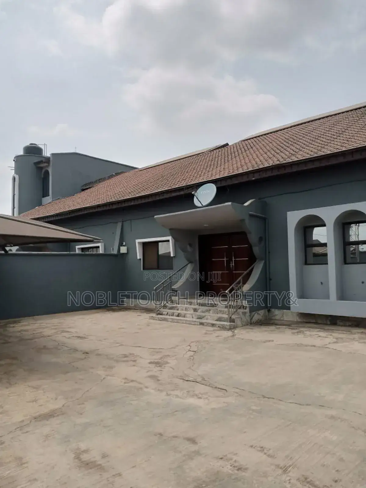 14bdrm Duplex in Ikotun Idimu Lagos, Iseri Olofin for sale in Iseri Olofin