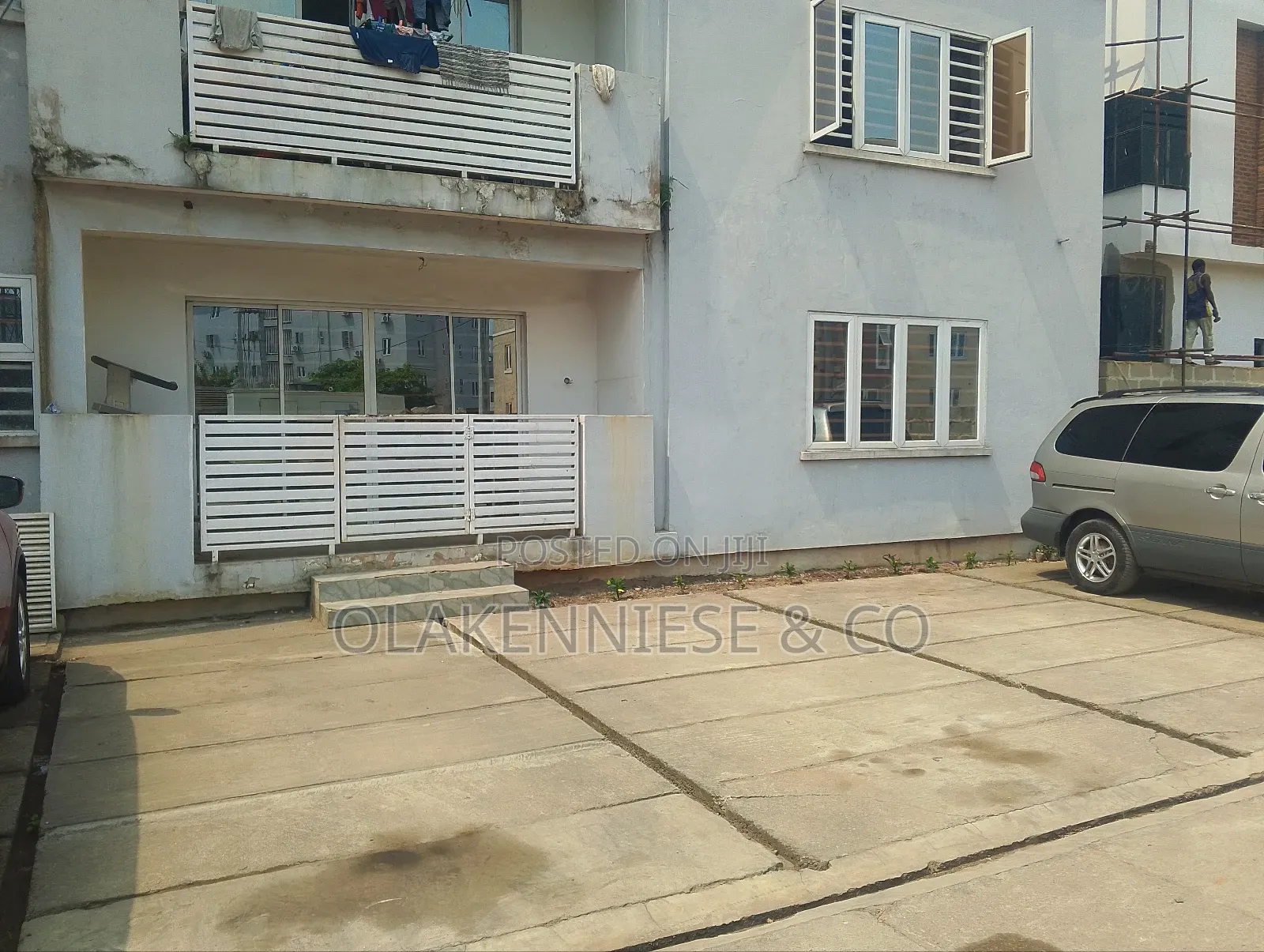 3bdrm Block of Flats in Olaleye New Town, Iponri for sale in Iponri