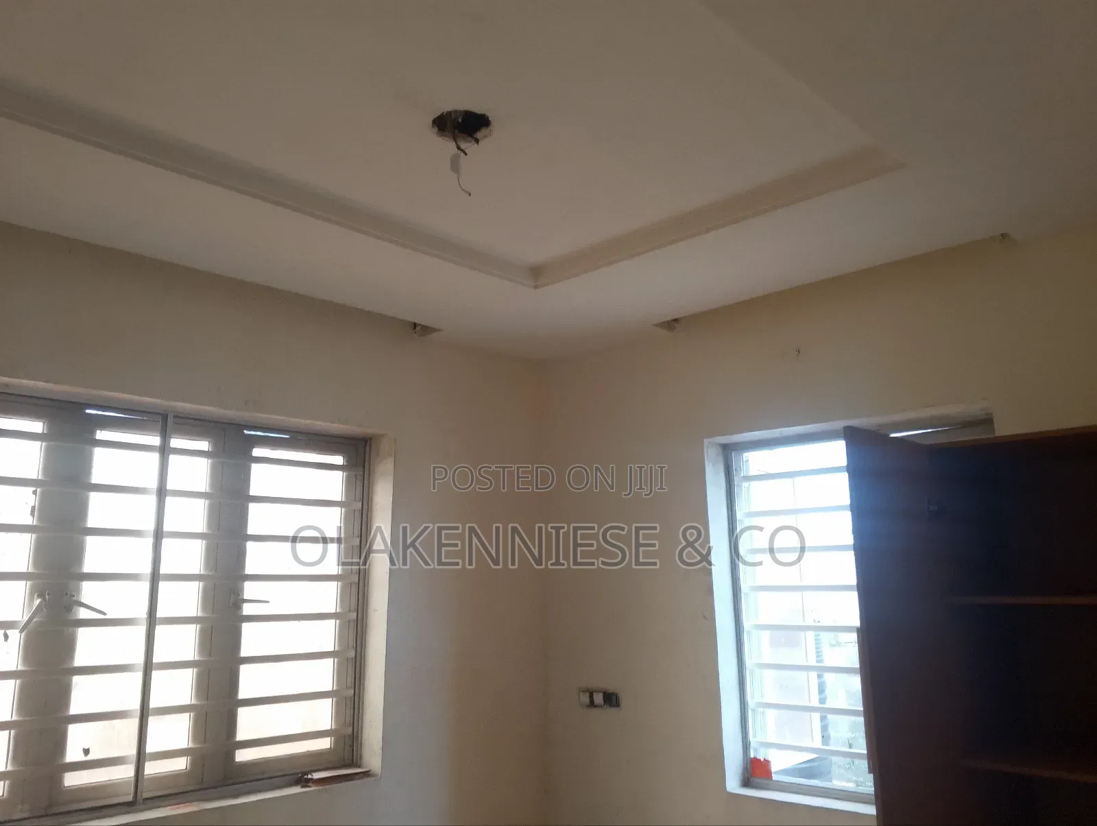 3bdrm Block of Flats in Olaleye New Town, Iponri for sale in Iponri
