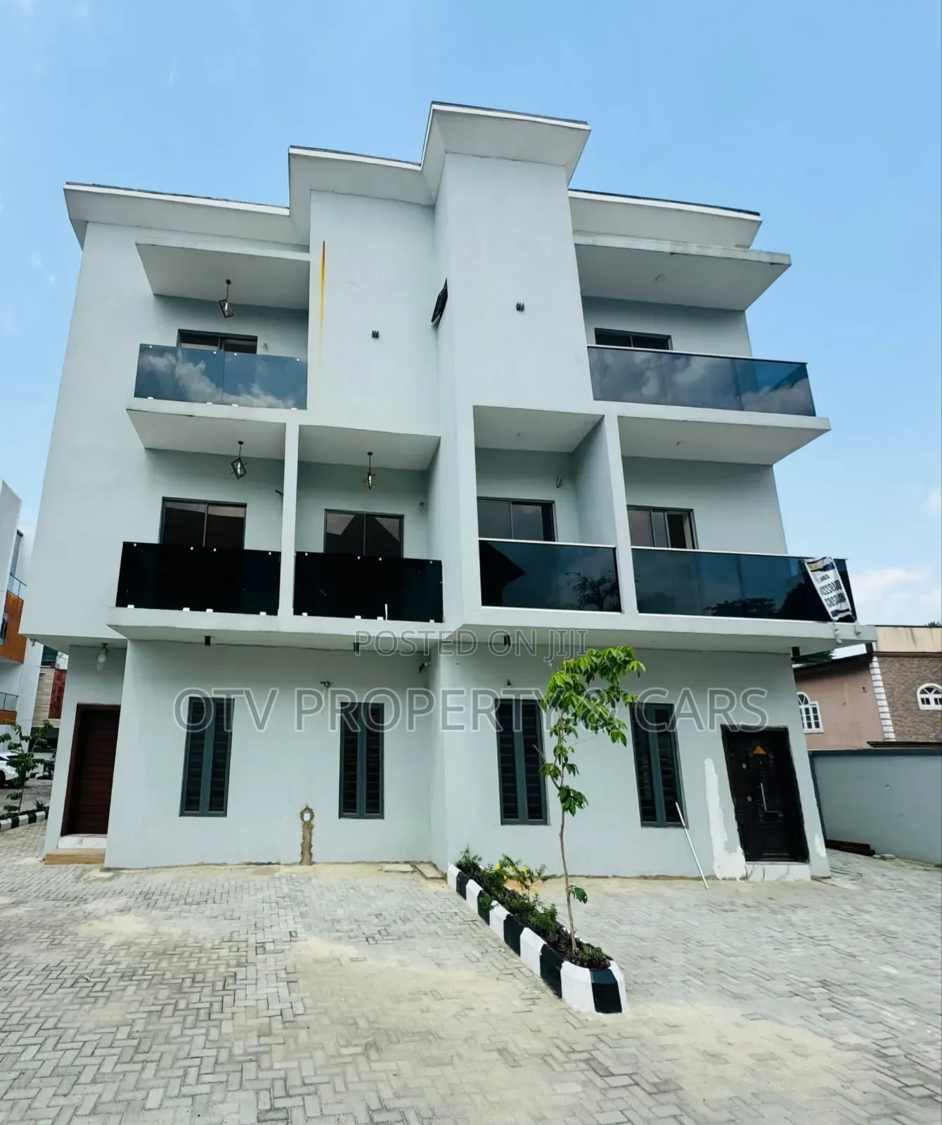 Furnished 4bdrm Duplex in Maryland for sale in Maryland