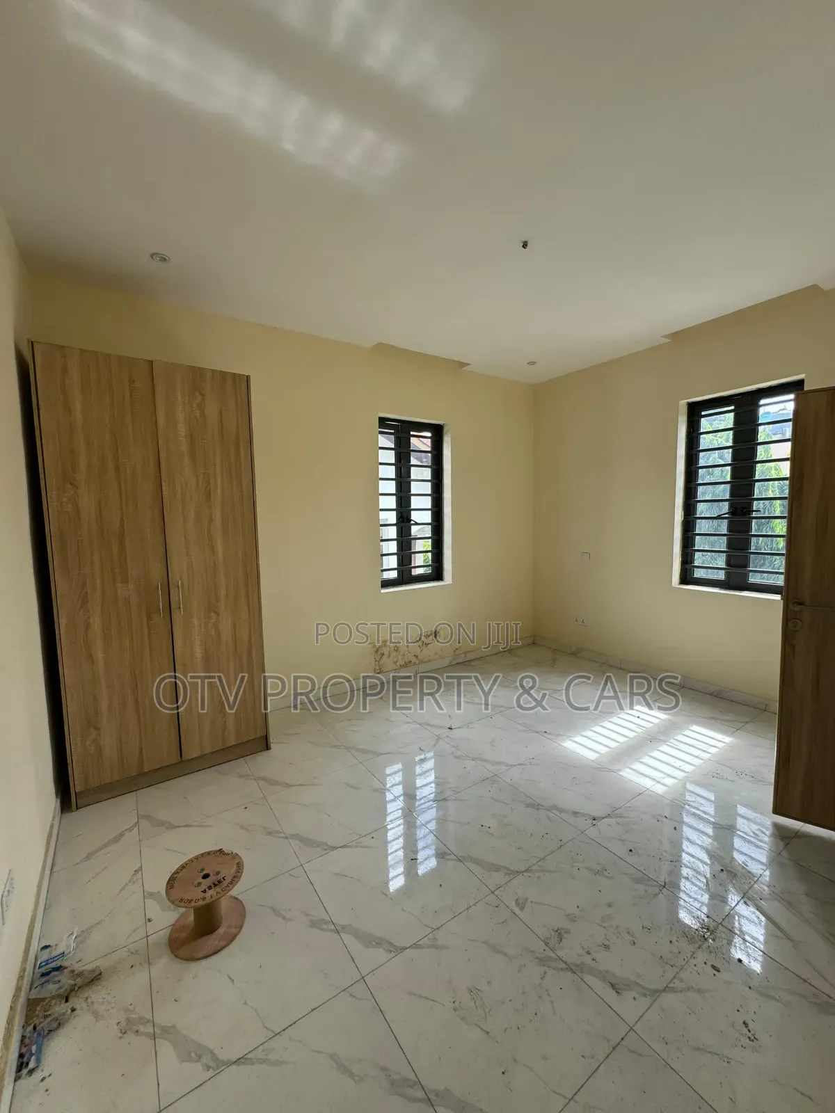 Furnished 4bdrm Duplex in Maryland for sale in Maryland