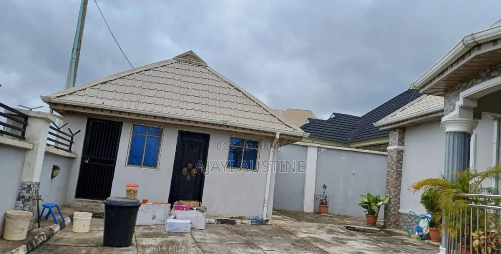 4bdrm Bungalow in Ijare Road, Akure for sale in Akure