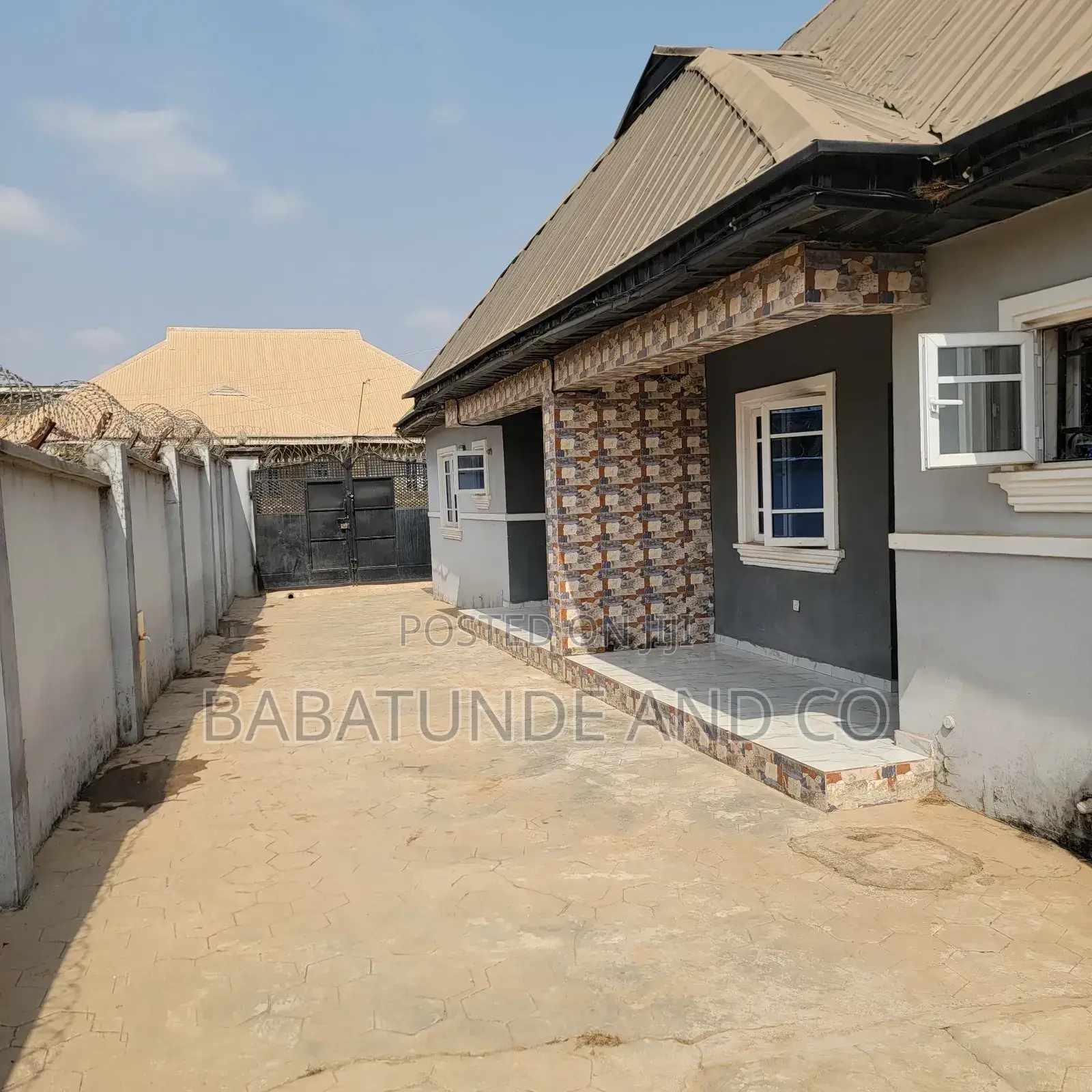 2bdrm Bungalow in Moniya for sale in Moniya