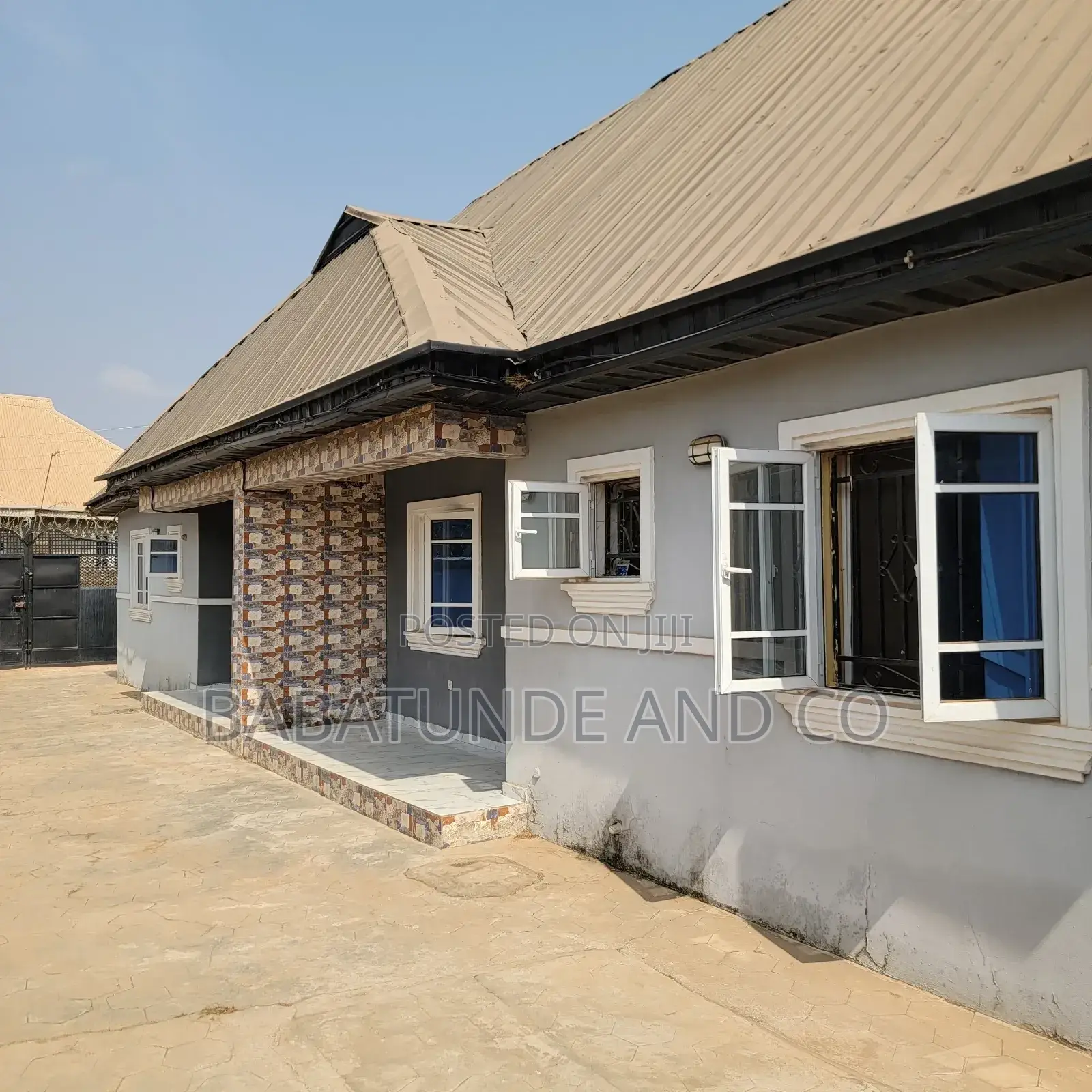 2bdrm Bungalow in Moniya for sale in Moniya