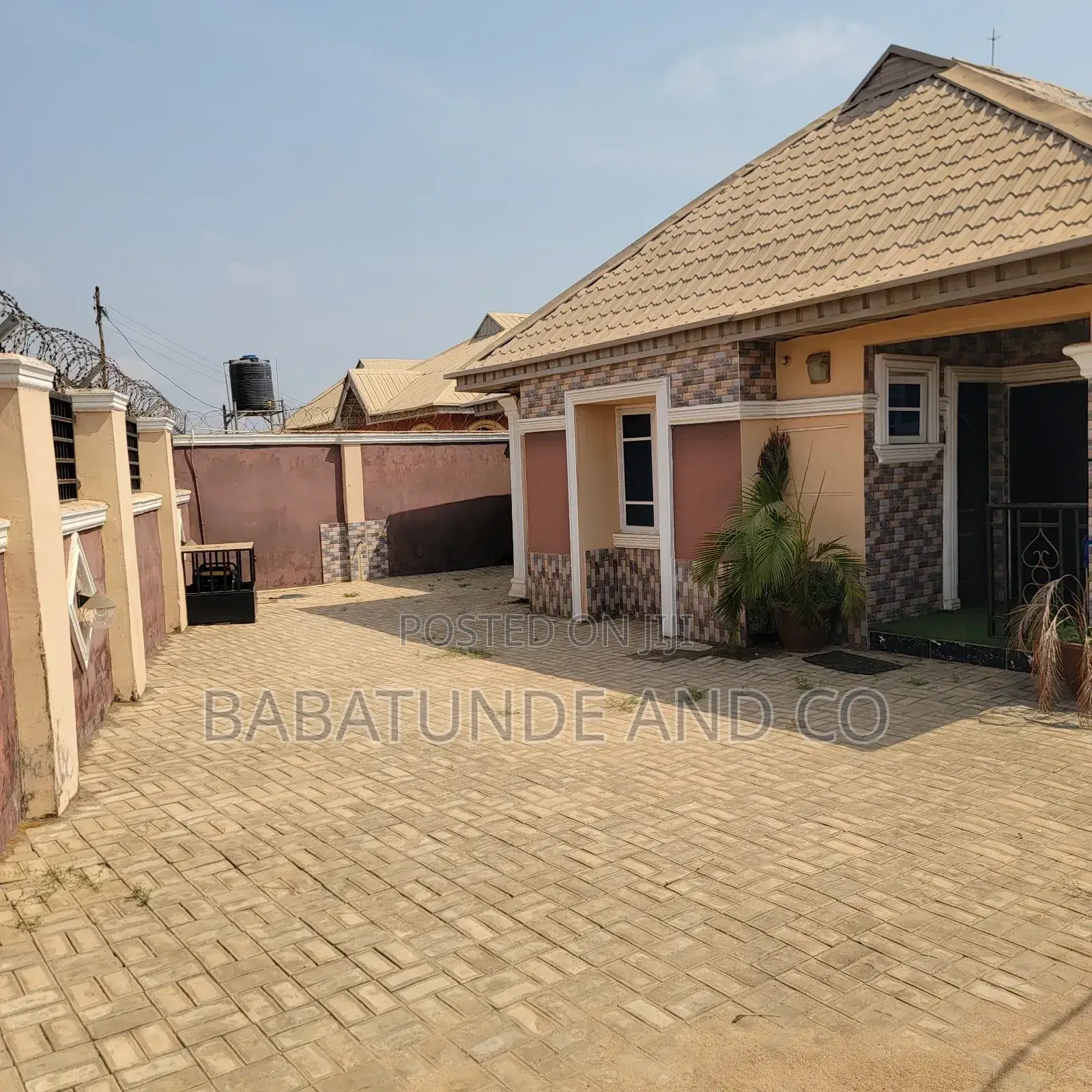 Furnished 3bdrm Bungalow in Moniya for sale in Moniya